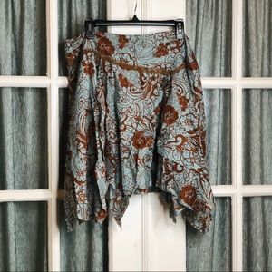 *Bundle 4/$20* DKNY Jeans Floral Print Asymmetrical Skirt Size 13